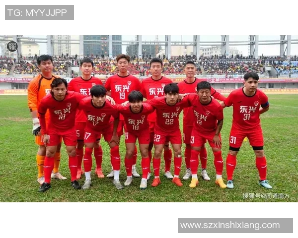 中港足球明星赛在义乌激情开赛球迷共襄盛举展现足球魅力与友谊